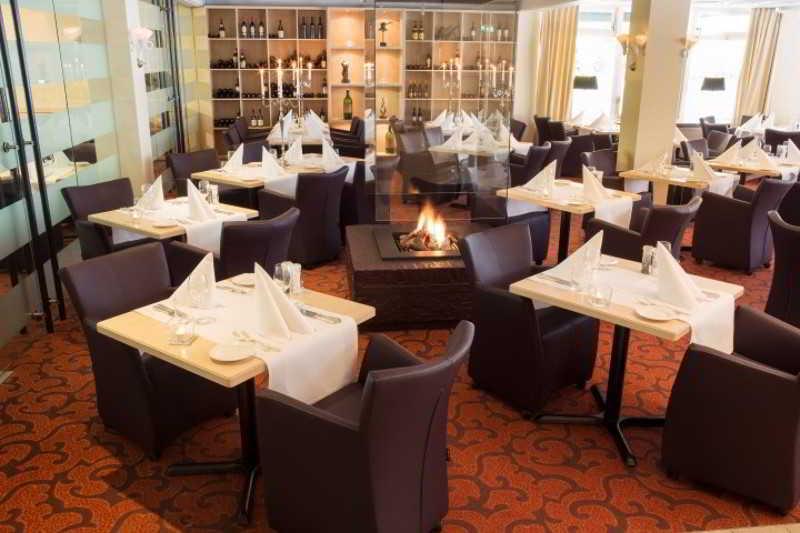 Fletcher Hotel-Restaurant De Buunderkamp Волфхезе Екстериор снимка