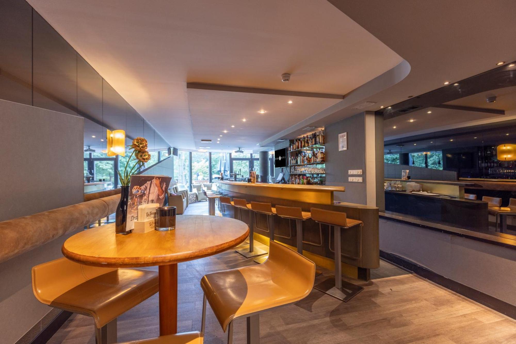 Fletcher Hotel-Restaurant De Buunderkamp Волфхезе Екстериор снимка